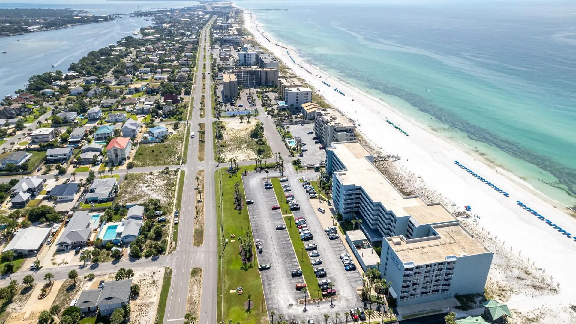 Apartment Sandpiper Cove 4133- By Holiday Isle Properties Destin